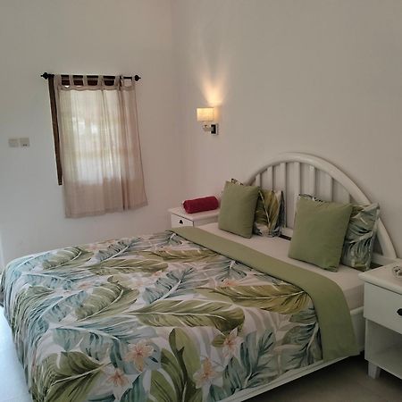 White Coconut Resort Gili Trawangan Exterior foto