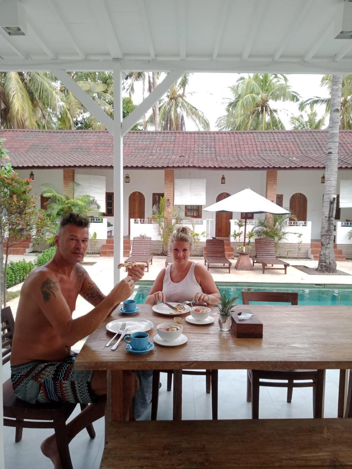 White Coconut Resort Gili Trawangan Exterior foto