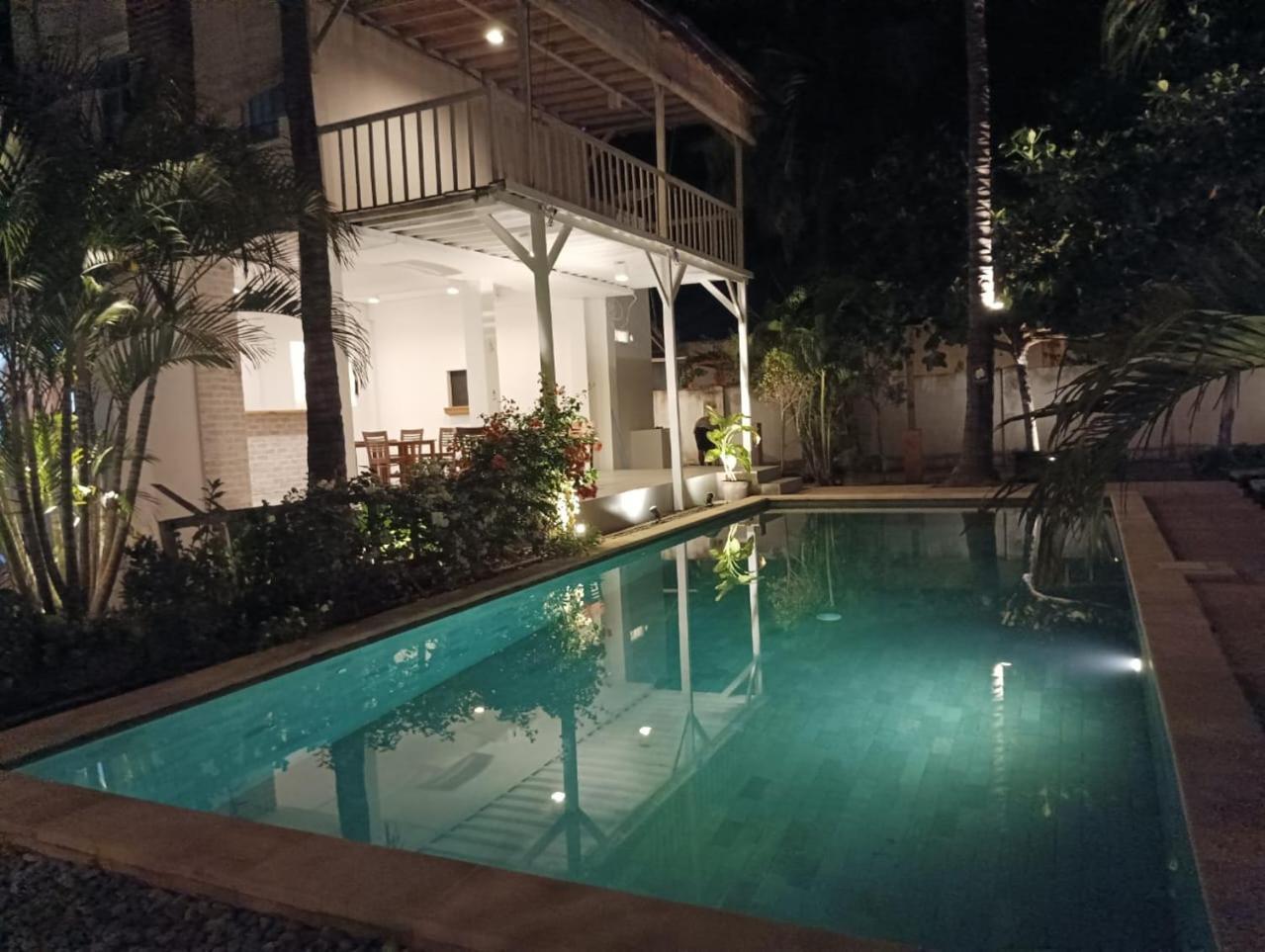 White Coconut Resort Gili Trawangan Exterior foto