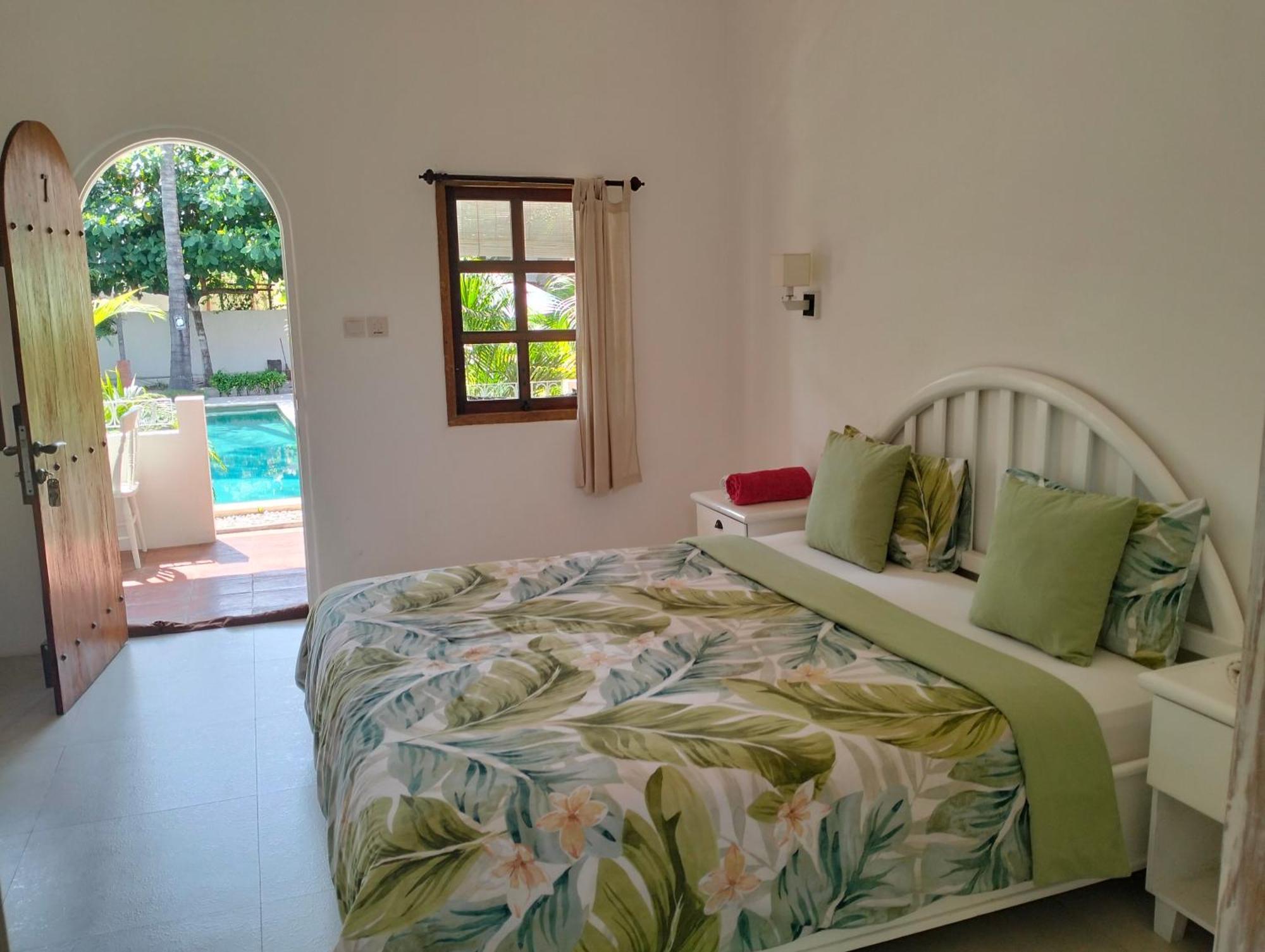 White Coconut Resort Gili Trawangan Exterior foto